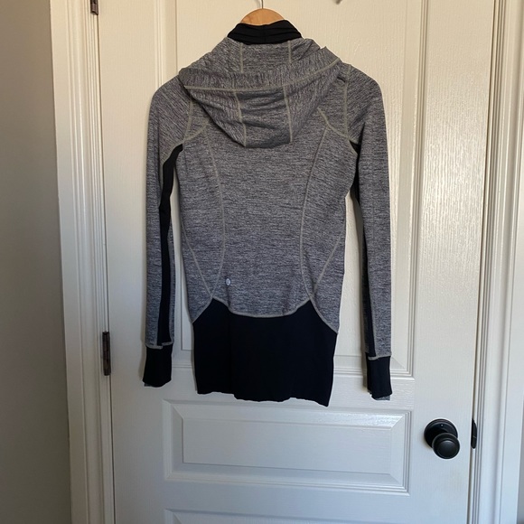 Lululemon zip jacket 4 - Picture 2 of 5
